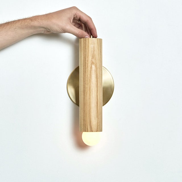 gallery image for EDITS_0002_Sconce-Natural-On-Hand-Straight-White