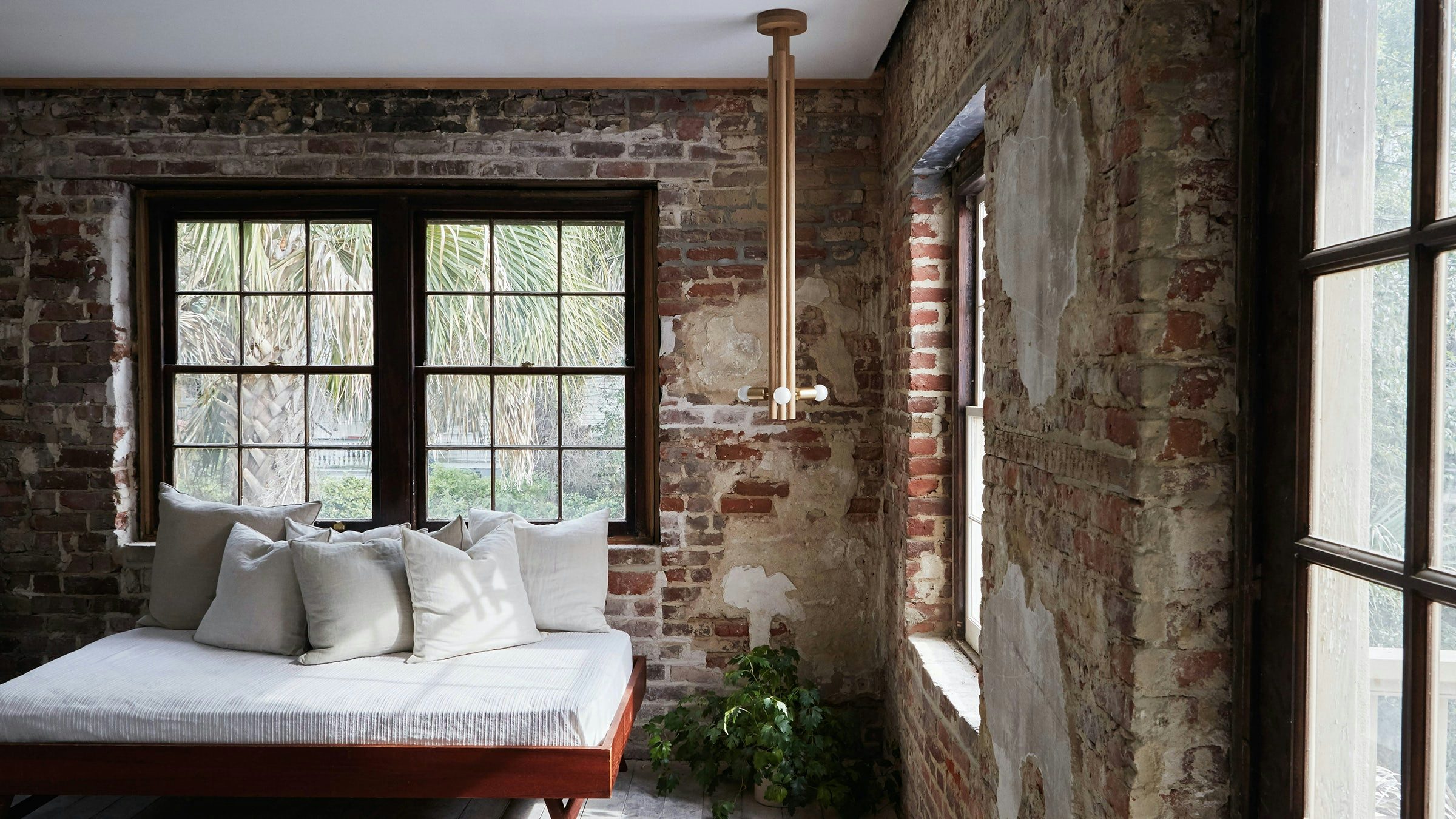 gallery image for IN_SITU_LODGE_PENDANT_0002_WORKSTEAD_LODGE PENDANT_NATURAL O