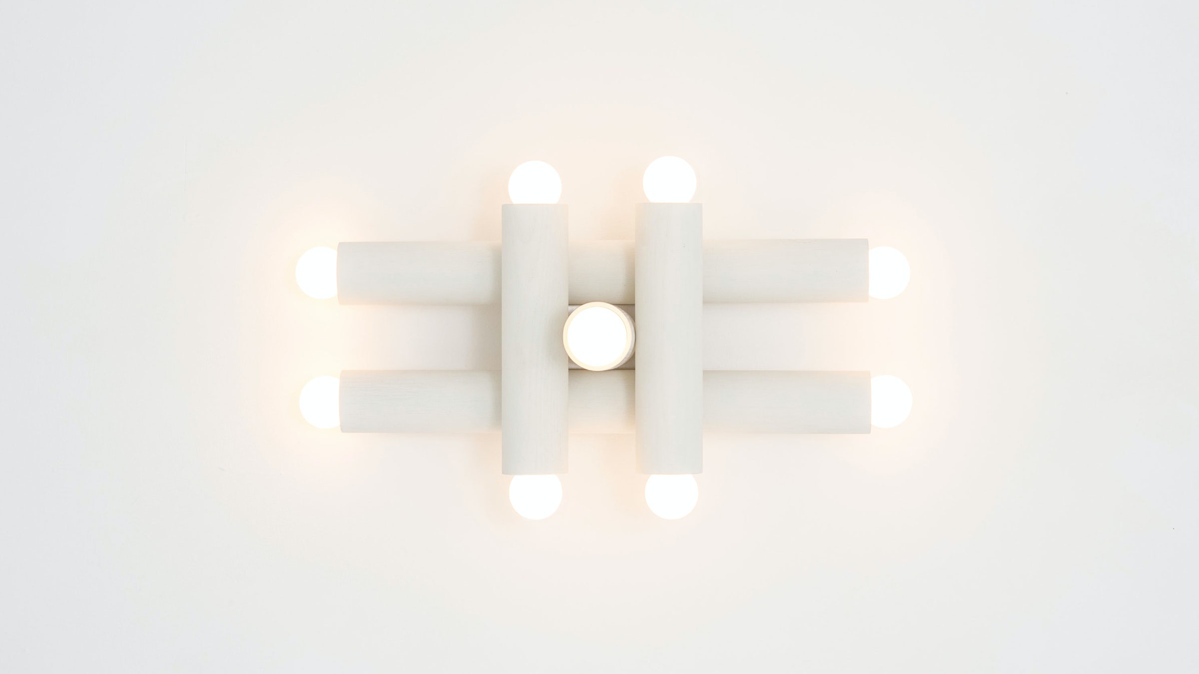 gallery image for GALLERY_SCONCE_0006_Hiero_Studio33