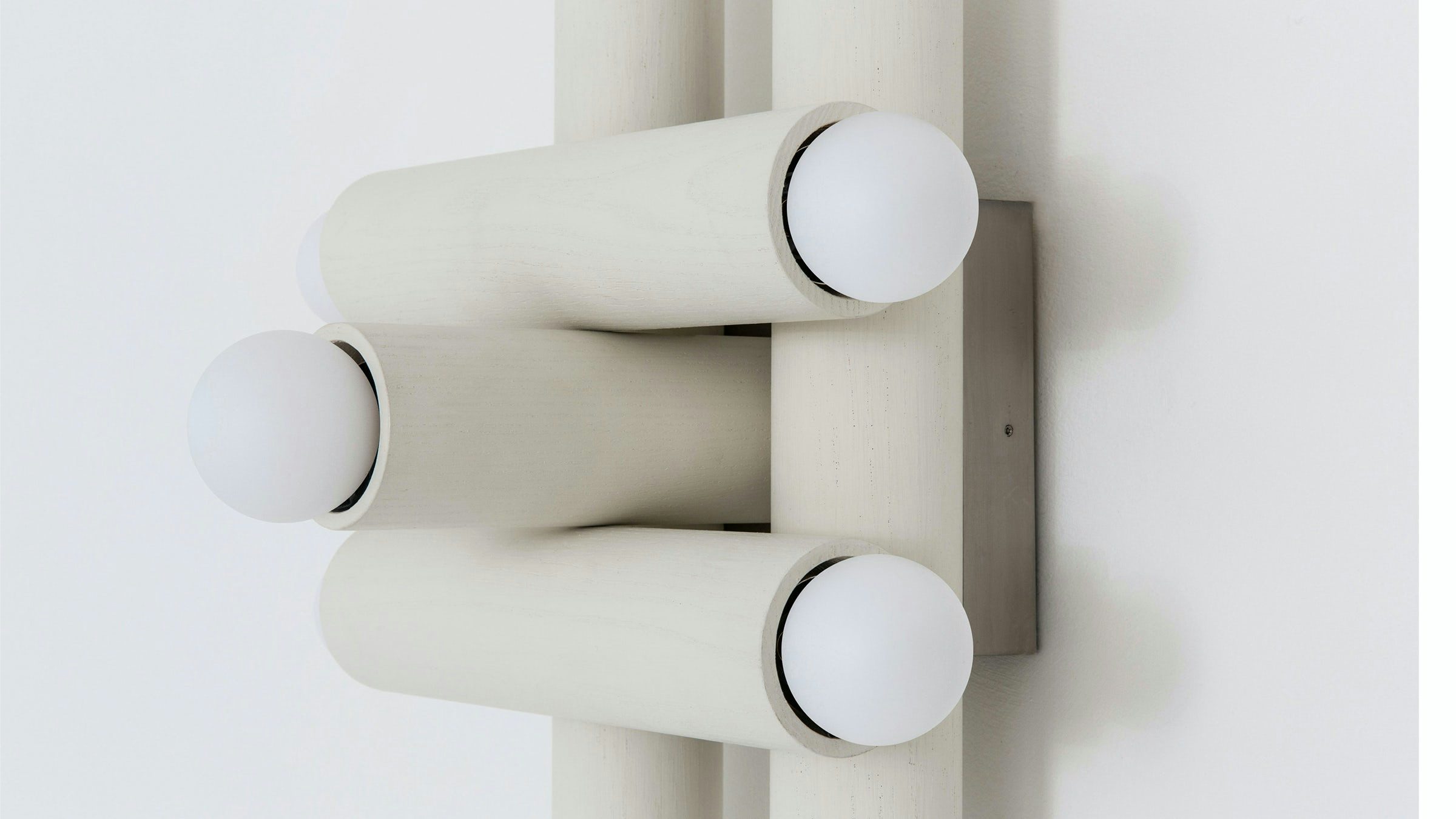 gallery image for GALLERY_SCONCE_0007_Hiero_Studio32