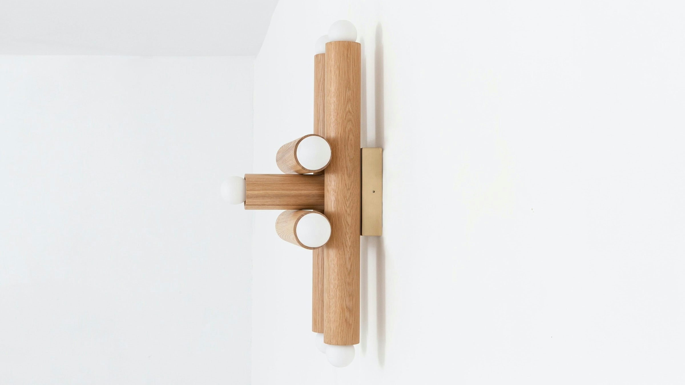 gallery image for GALLERY_SCONCE_0012_Hiero_Studio22