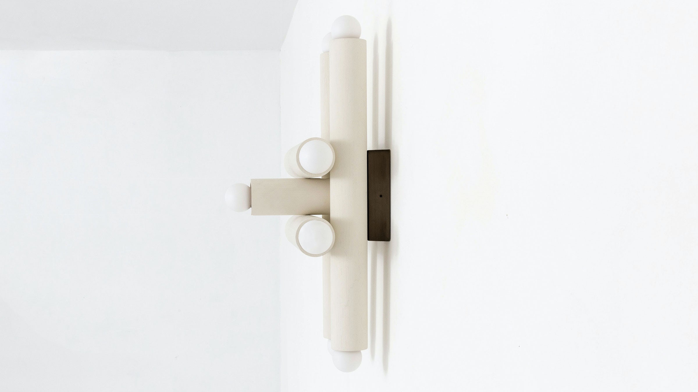 gallery image for GALLERY_SCONCE_0013_Hiero_Studio29_HFB_2