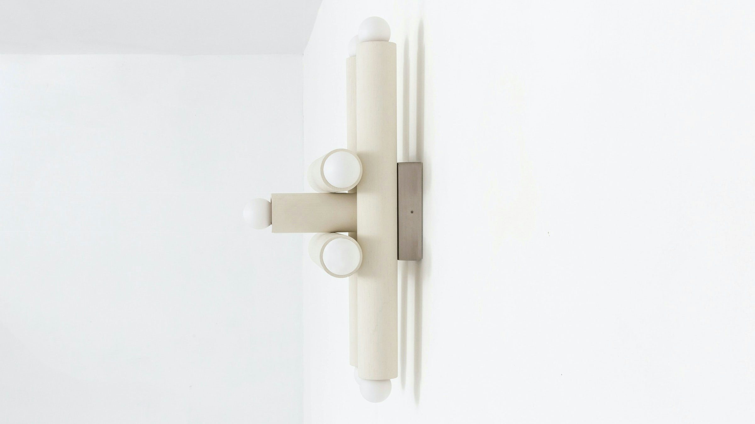 gallery image for GALLERY_SCONCE_0013_Hiero_Studio29