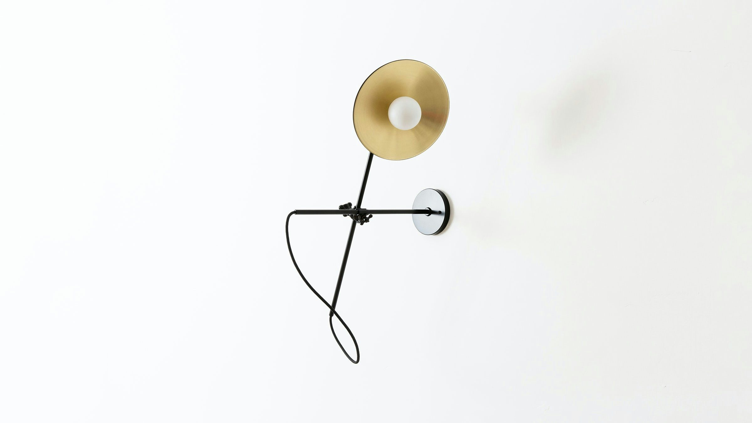 gallery image for WallLamp-4