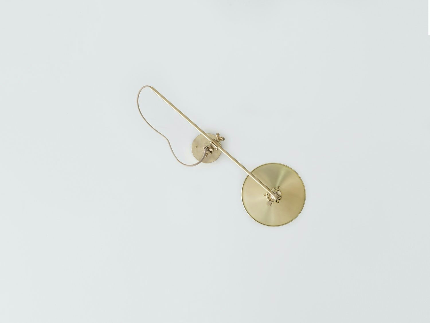 gallery image for Brass-Wall-Lamp_Middle_Hardwired