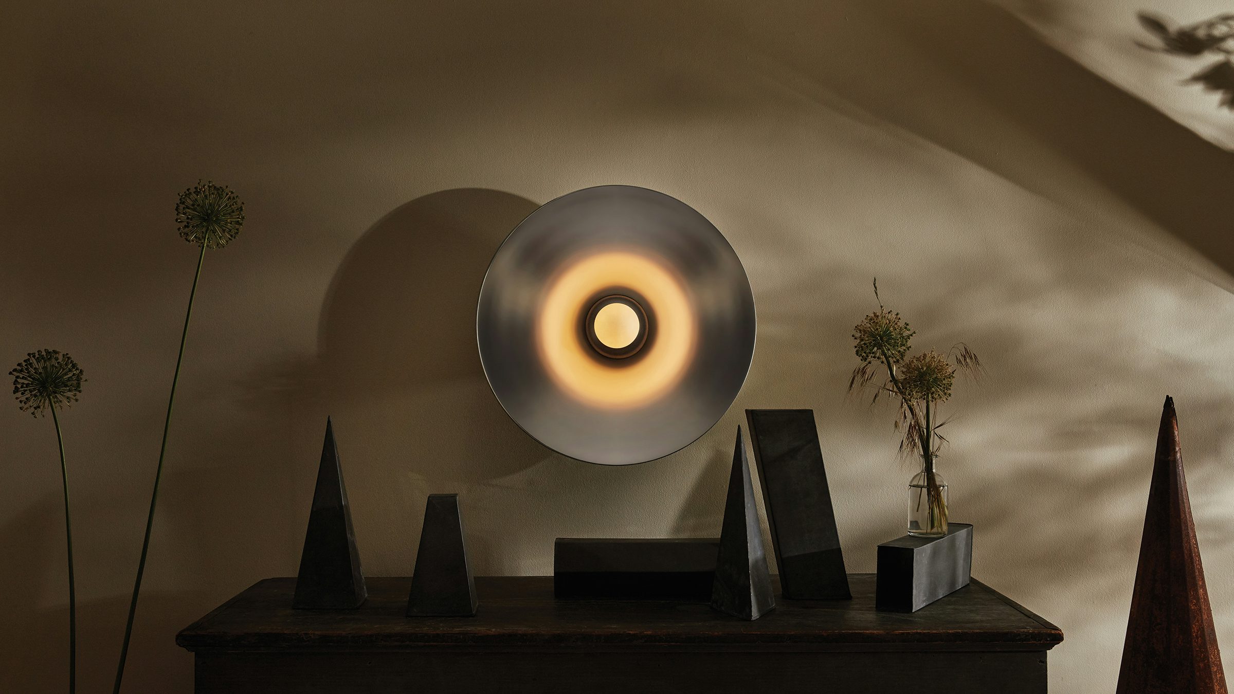 gallery image for MONUMENTAL_SCONCE_GALLERY_08