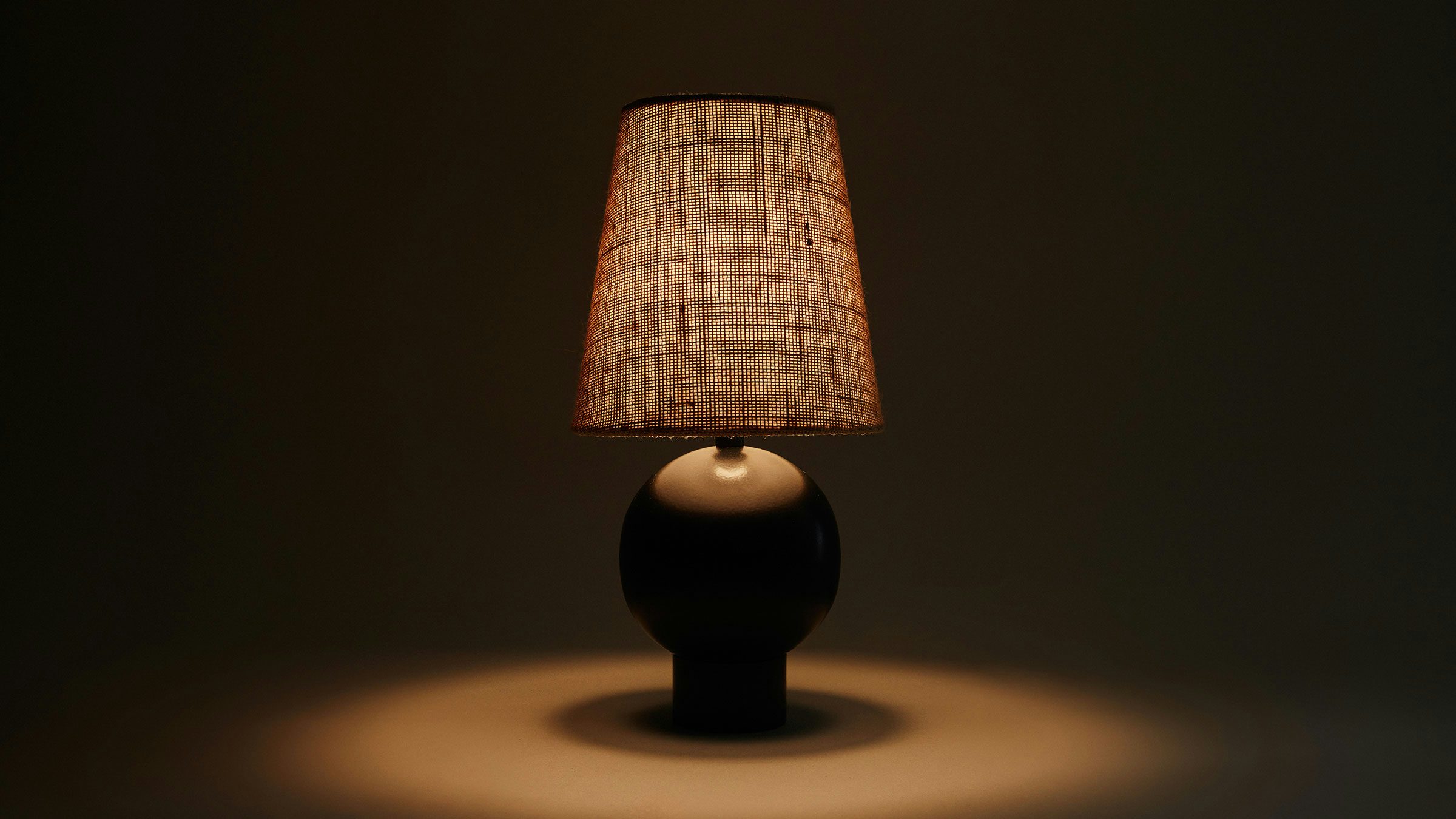 gallery image for Bole_Table_Lamp_Situ_02