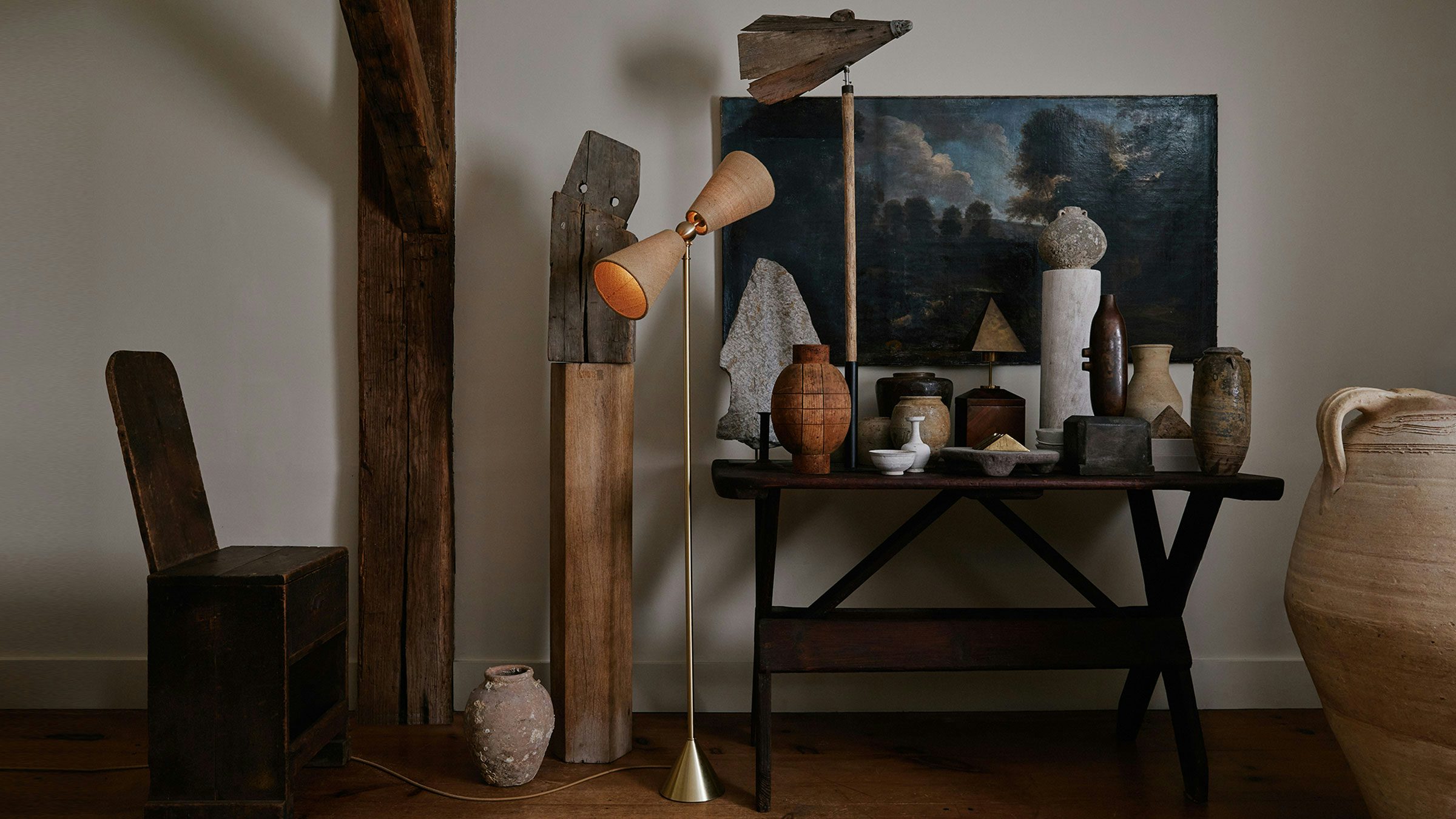 gallery image for Pendolo_Floor_Lamp_S_Gallery_Situ