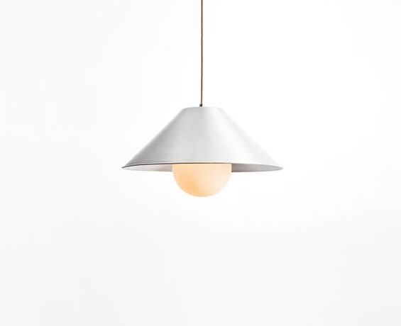 An alternative image of Monumental Pendant Small in use
